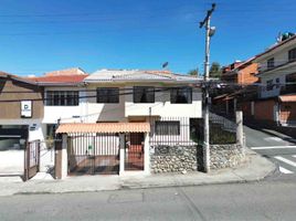 4 Bedroom House for sale in Cathedral of the Immaculate Conception, Cuenca, Cuenca, Cuenca