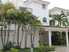 3 chambre Maison for sale in Plaza Caracol, Puerto Vallarta, Puerto Vallarta