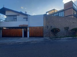 3 Habitación Casa en alquiler en Nayon, Quito, Nayon