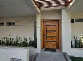 3 Bedroom House for sale in Tumbaco, Pichincha, Tumbaco