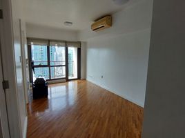 1 Bedroom Condo for sale at Joya Lofts and Towers, Makati City