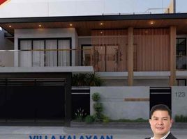 4 Bedroom Villa for sale in Uptown Mall - Uptown Bonifacio, Makati City, Makati City