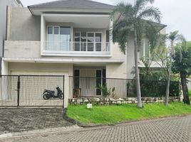 4 Habitación Villa en venta en Wiyung, East Jawa, Wiyung