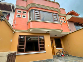 8 Bedroom House for sale in Cathedral of the Immaculate Conception, Cuenca, Cuenca, Cuenca