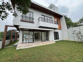 4 Bedroom House for sale in Megamendung, Bogor, Megamendung