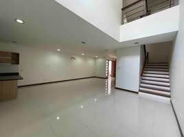 4 Habitación Adosado en venta en Quezon City, Metro Manila, Quezon City, Eastern District, Metro Manila
