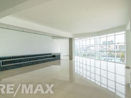 600 m² Office for rent in Ate, Lima, Ate