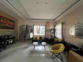 6 Bedroom House for sale in Eastern District, Metro Manila, Quezon City, Eastern District