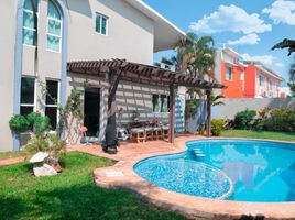 4 Bedroom House for sale in Medellin, Veracruz, Medellin