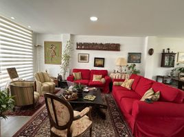 3 Bedroom House for sale in Tumbaco, Pichincha, Tumbaco