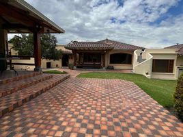 3 Bedroom House for sale in Tumbaco, Quito, Tumbaco