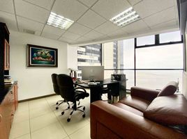 100 SqM Office for rent in Guayas, Guayaquil, Guayaquil, Guayas