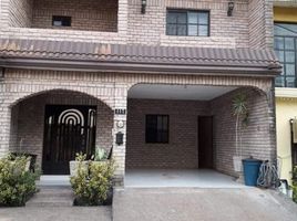 Maison 3 chambre à vendre à Santiago, Nuevo Leon, Santiago
