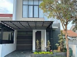 4 Schlafzimmer Haus zu verkaufen in Benowo, East Jawa, Benowo