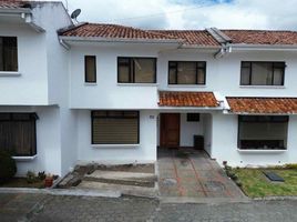 4 Habitación Villa en venta en Casa del Sombrero Alberto Pulla Crafts Market, Cuenca, Cuenca, Cuenca