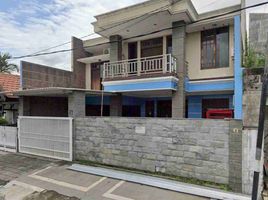  House for sale in Gayungan, Surabaya, Gayungan