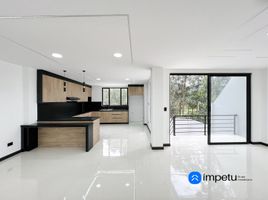 3 Habitación Casa en venta en Loja, Loja, Loja, Loja