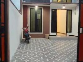 Maison 3 chambre à vendre à Gunung Anyar, East Jawa, Gunung Anyar