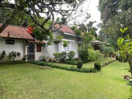 4 Bedroom House for sale in Cidadap, Bandung, Cidadap