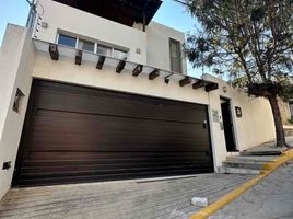 델 센트로, 오악 사카PropertyTypeNameBedroom, 델 센트로