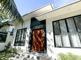 6 Bedroom Villa for sale in Metro Manila, Las Pinas City, Southern District, Metro Manila