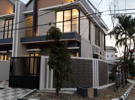 5 Bedroom House for sale in East Jawa, Mulyorejo, Surabaya, East Jawa