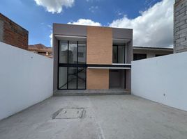 3 Habitación Villa en venta en Cathedral of the Immaculate Conception, Cuenca, Cuenca, Cuenca