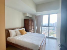 2 Bedroom Apartment for sale at Uptown Parksuites, Makati City