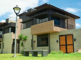 3 Bedroom House for sale at Seafront Residences, San Juan