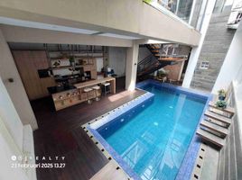 7 Bedroom House for sale in Cidadap, Bandung, Cidadap