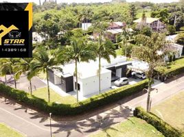 4 Habitación Villa en venta en Pereira, Risaralda, Pereira