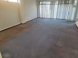0 m² Office for sale in Chile, Requinao, Cachapoal, Libertador General Bernardo O'Higgins, Chile