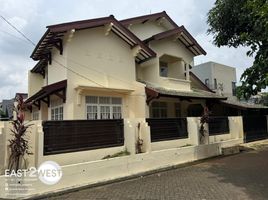 3 Kamar Vila for sale in Ciputat, Tangerang, Ciputat