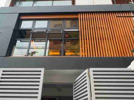 4 Bedroom House for sale in Manila International Airport LRT-1, Pasay City, Mandaluyong City