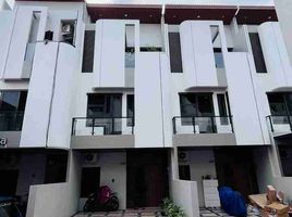 3 Bedroom House for sale in Medistra Hospital, Mampang Prapatan, Jatinegara