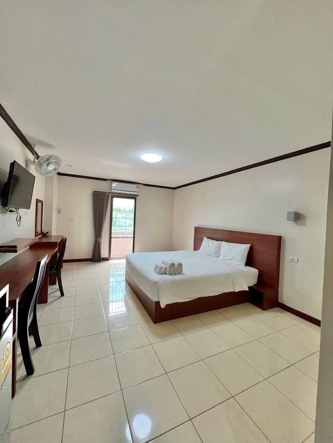 1 Bedroom Apartment For Rent In Nong Prue, Chon Buri