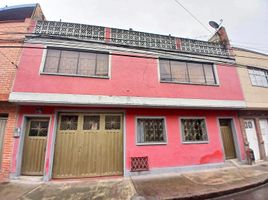 Villa 8 chambre à vendre à Bogota, Cundinamarca, Bogota