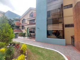 3 Bedroom Apartment for sale in Bicentenario Park, Quito, Quito, Quito