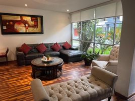 4 Habitación Casa en venta en University of Piura (Lima campus), Miraflores, Santiago de Surco