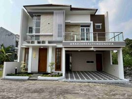 4 Kamar Rumah for sale in Ngaglik, Sleman, Ngaglik