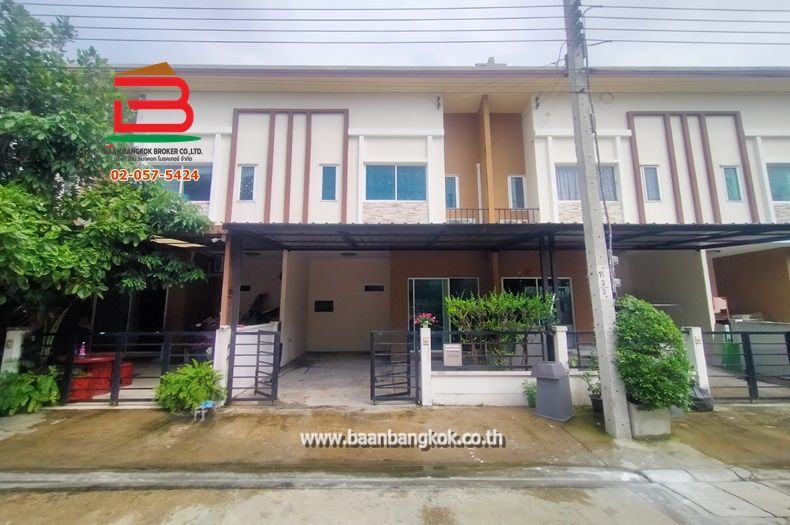3 Bedroom Townhouse For Rent In Nong Khaem, Bangkok