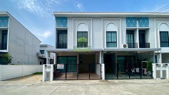3 Bedroom Townhouse For Rent In Bang Duea, Pathum Thani