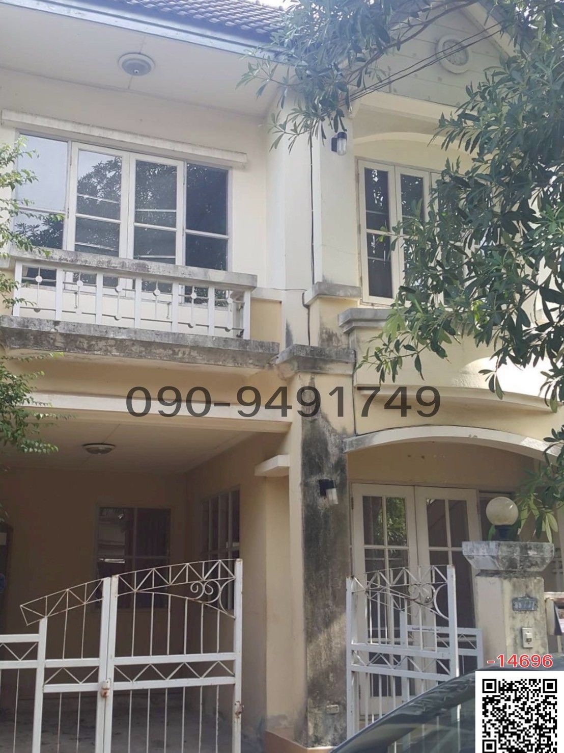 3 Bedroom Townhouse For Rent In Sam Wa Tawan Tok, Bangkok