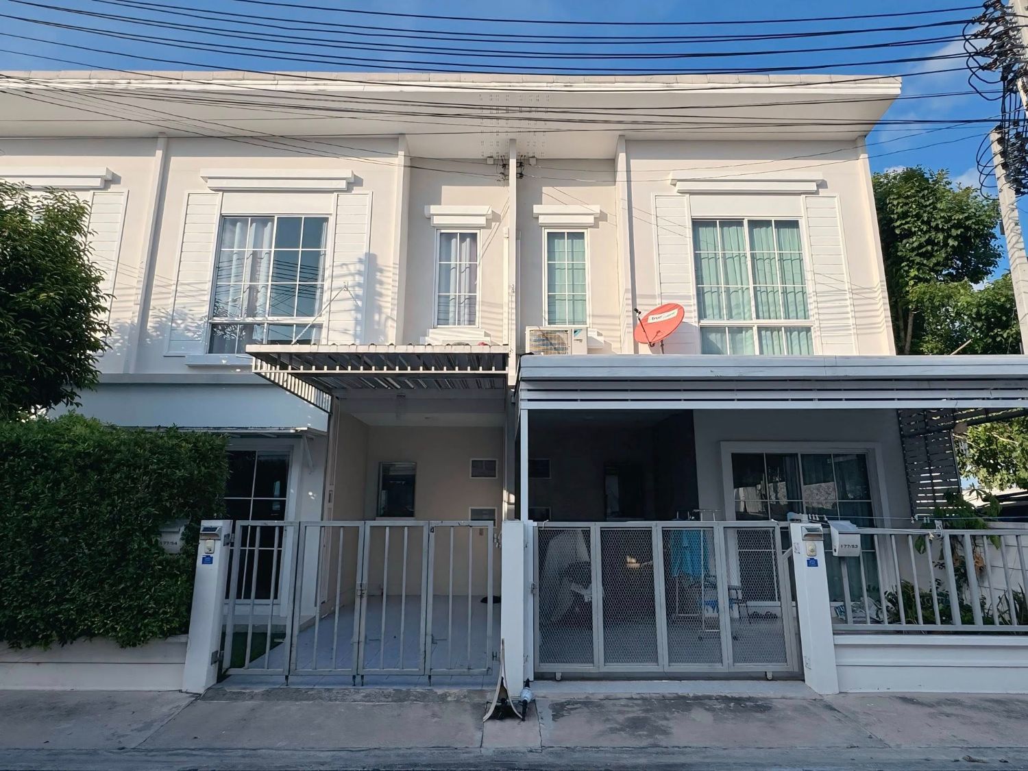 3 Bedroom Townhouse For Rent At Sena Viva Sriracha - Assumption