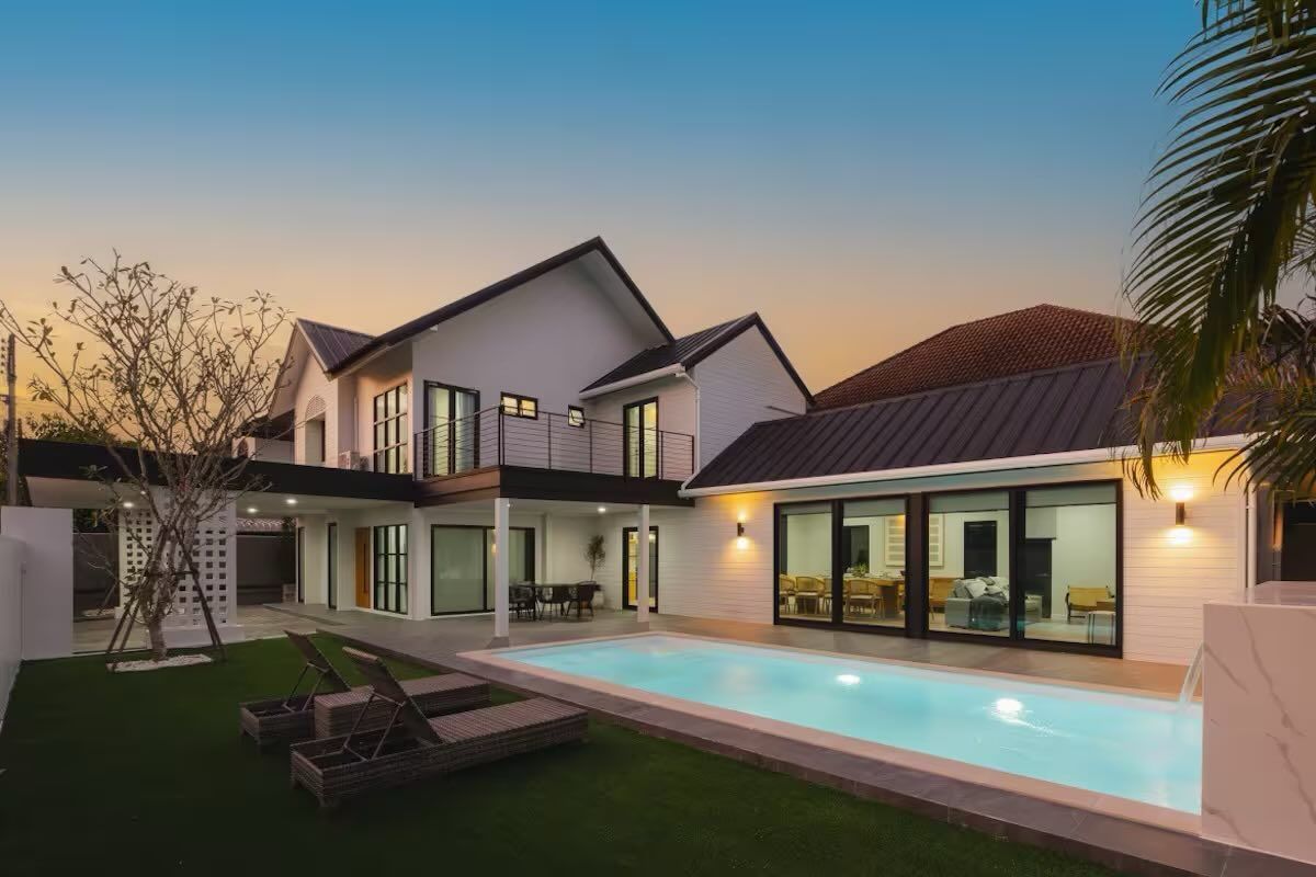 4 Bedroom Villa For Rent In San Phak Wan, Chiang Mai