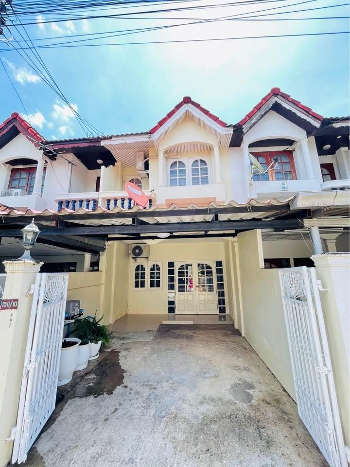 2 Bedroom Townhouse For Rent In Nong Hoi, Chiang Mai