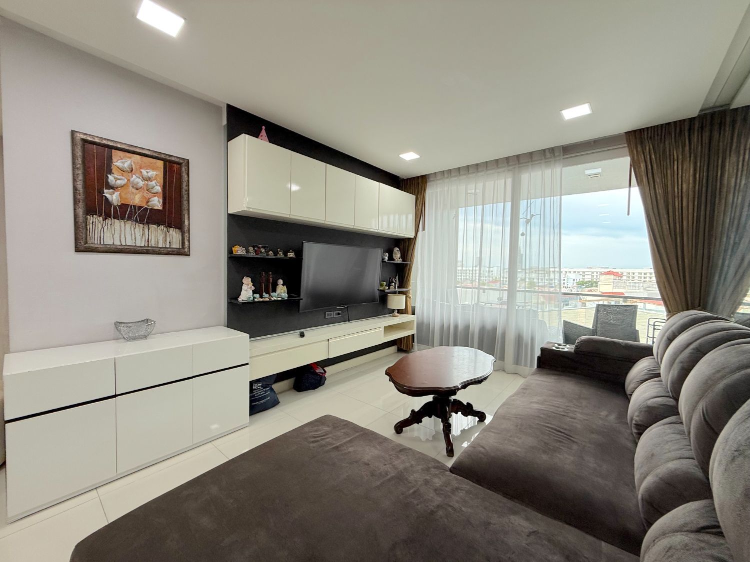 2 Bedroom Apartment For Rent At Apus