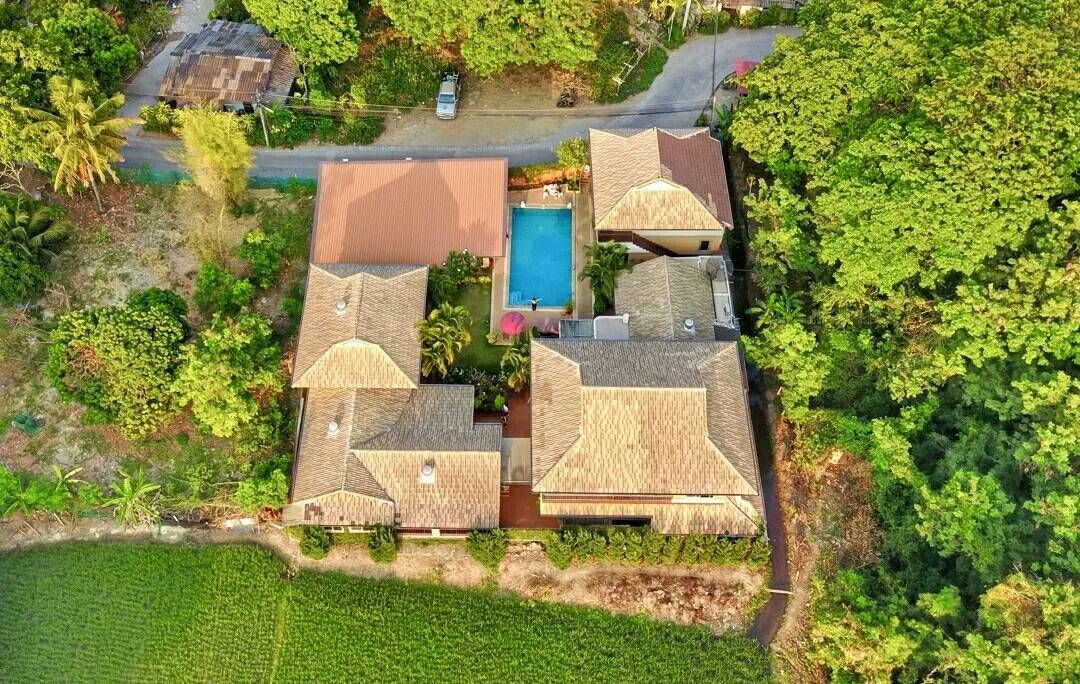 10 Bedroom Villa For Rent In Nong Chom, Chiang Mai