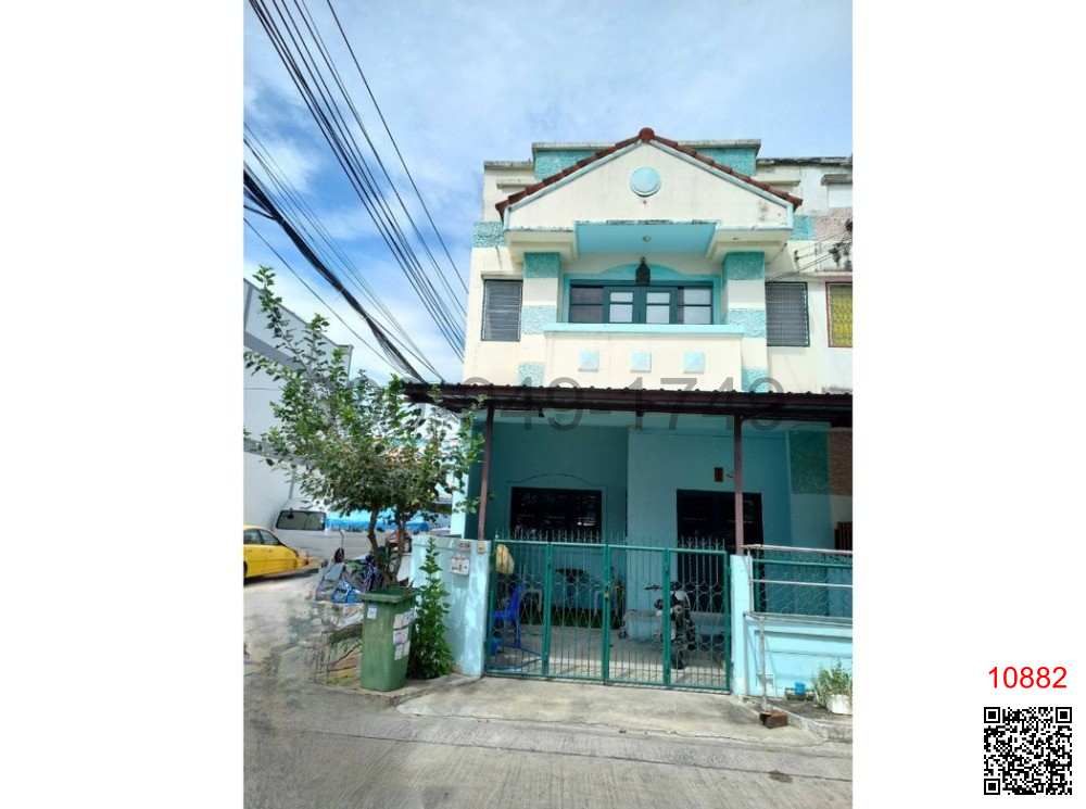 5 Bedroom Townhouse For Rent In Dokmai, Bangkok