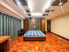 4 Bedroom Apartment for sale in Paranaque City, Metro Manila, Paranaque City, Southern District, Metro Manila, Philippines
